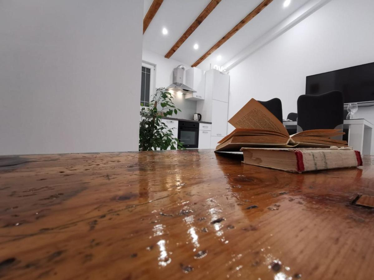 Apartmani Pina 2 Kaštela Kültér fotó